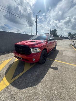 RAM 1500 5.7 V8 GASOLINA REBEL CD 4X4 AUTOMÁTICO RAM 1500 5.7 V8 GASOLINA REBEL CD 4X4 AUTOMÁTICO
